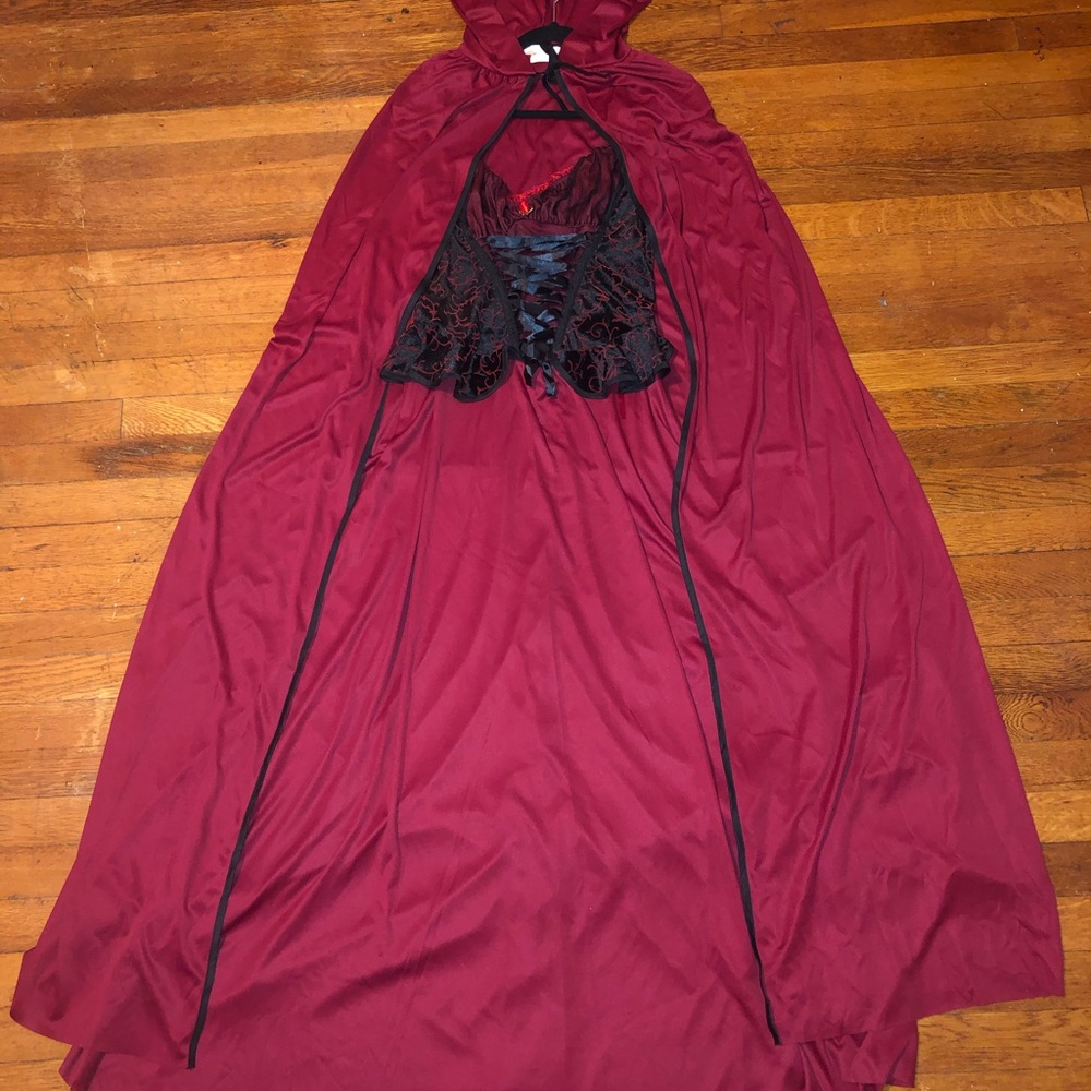 Sexy Little Red Riding Hood Costume / Cosplay